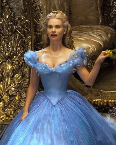 punto-aries-moda-tendencias-colores-primavera-verano-2026-azul-luminoso-blue-aura-tonos-estrella-1