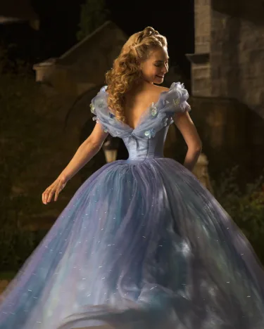 punto-aries-moda-tendencias-colores-primavera-verano-2026-azul-luminoso-blue-aura-tonos-estrella-3