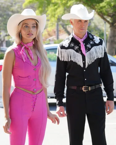 punto-aries-moda-tendencias-colores-primavera-verano-2026-rosa-chicle-fucisa-vibrante-tonos-estrella-1