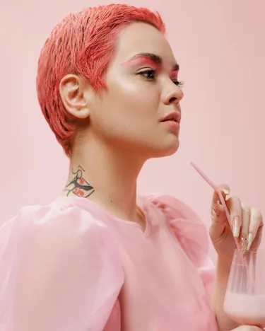 punto-aries-maquillaje-editorial-un-manifiesto- visual-sobre-la-piel-tendencias-makeup-11