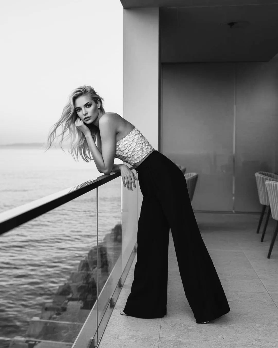 punto-aries-lookbook-editorial-moda-a-poetic-shore-lookbook-editorial-de-moda-arte-branding-editorial-fashion-lookbook-22