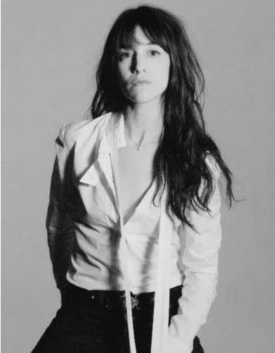 punto-aries-revista-digital-marketing-arte-estilo-parisino-moda-feminidad-intelectual-charlotte-gainsbourg-5