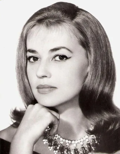 punto-aries-revista-digital-marketing-arte-estilo-parisino-moda-feminidad-intelectual-jeanne-moreau-5