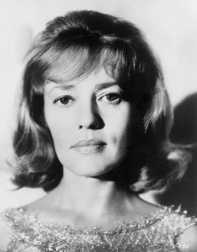 punto-aries-revista-digital-marketing-arte-estilo-parisino-moda-feminidad-intelectual-jeanne-moreau-7