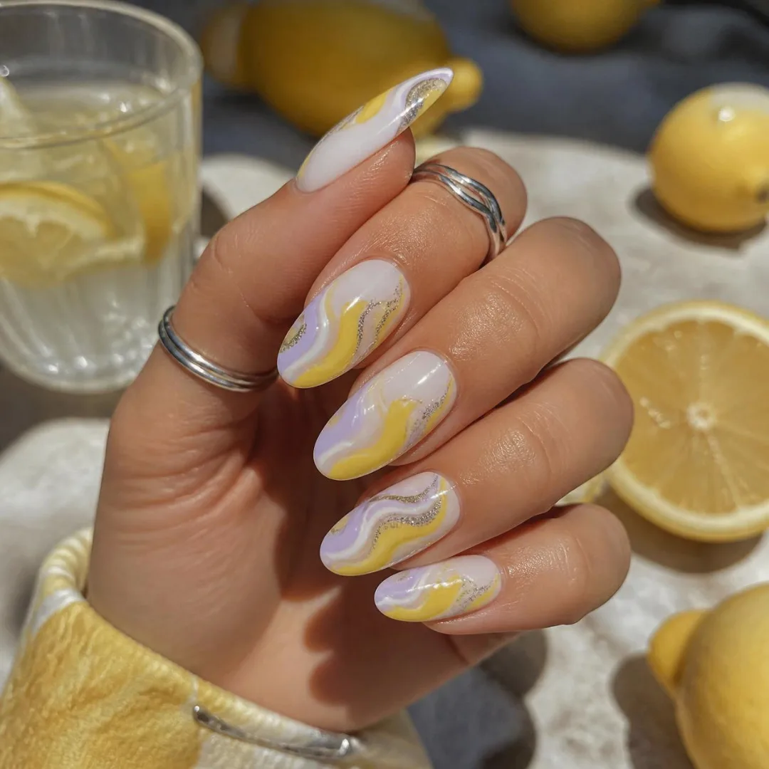 punto-aries-revista-digital-marketing-arte-If-life- gives-you- lemons-make- something- beautiful-nail-art-lemon-swirl-3