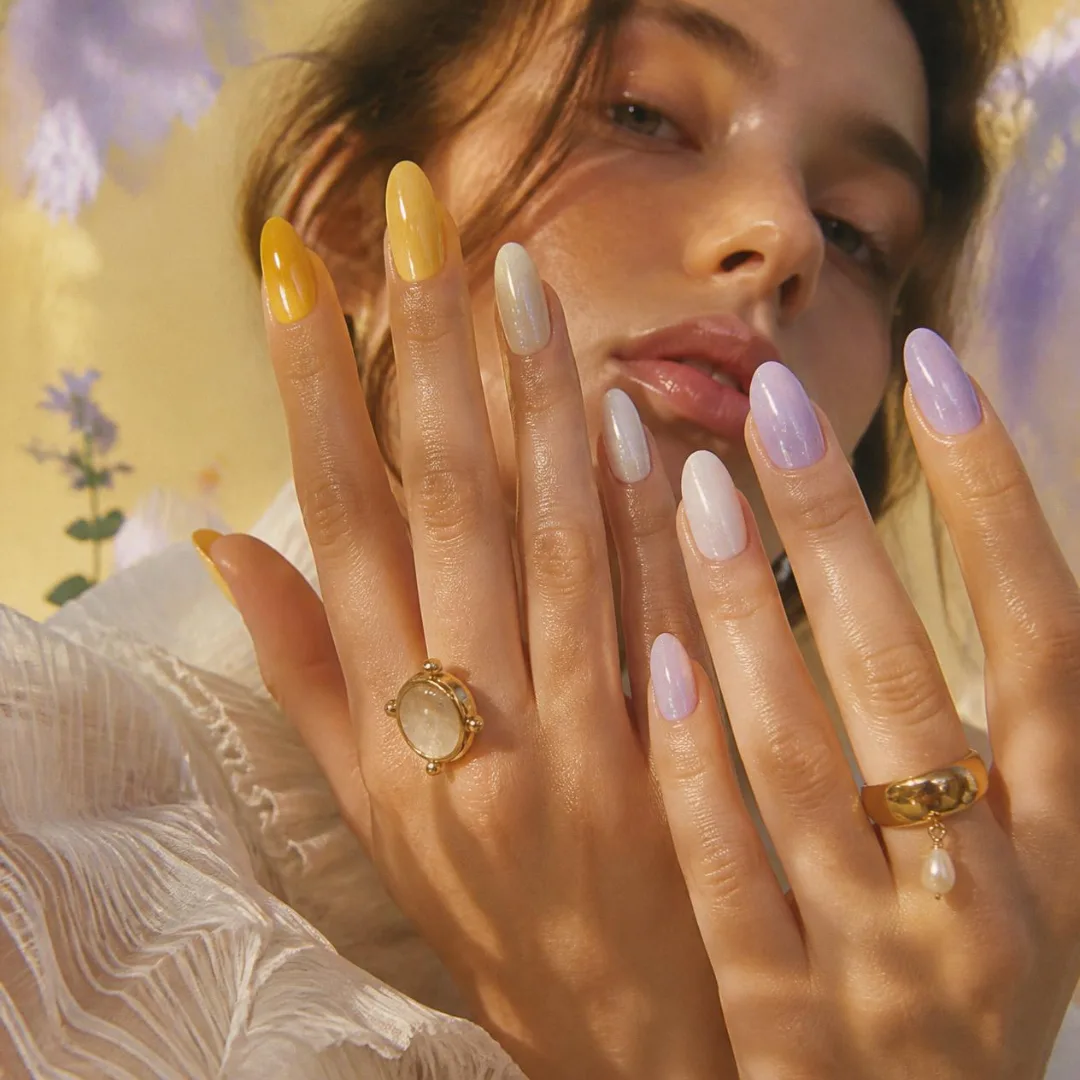 punto-aries-revista-digital-marketing-arte-If-life- gives-you- lemons-make- something- beautiful-nail-art-transmutation-nails-2