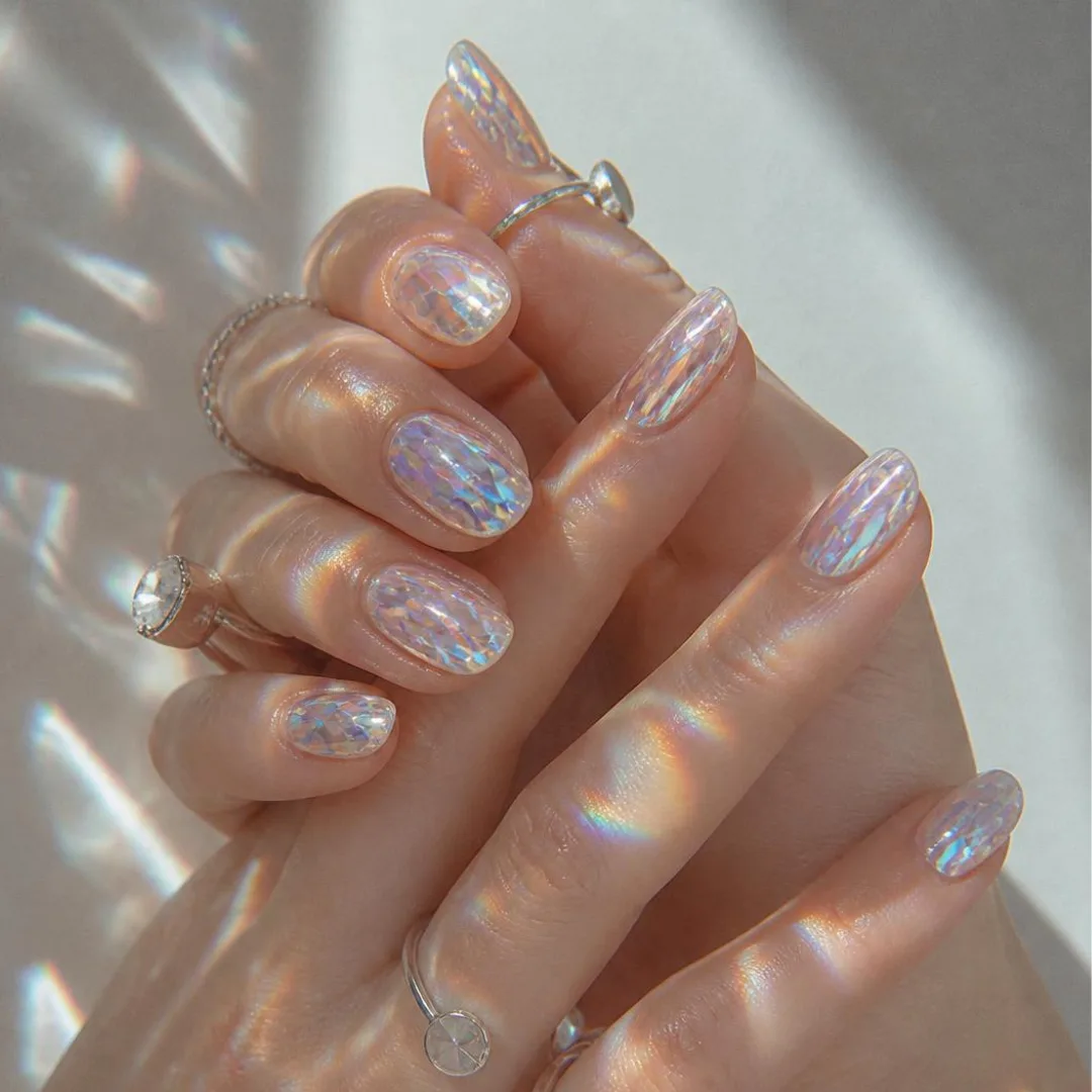 punto-aries-revista-digital-marketing-arte-nail-art-a-life-full-of-spirit-a- home-full-of- soul-&-sensory-pleasures-crystal- rainbow