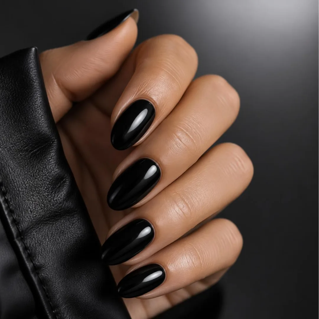 punto-aries-revista-digital-marketing-arte-nail-art -nspiration-the-high-priestess-visual-universe-black-glass-2