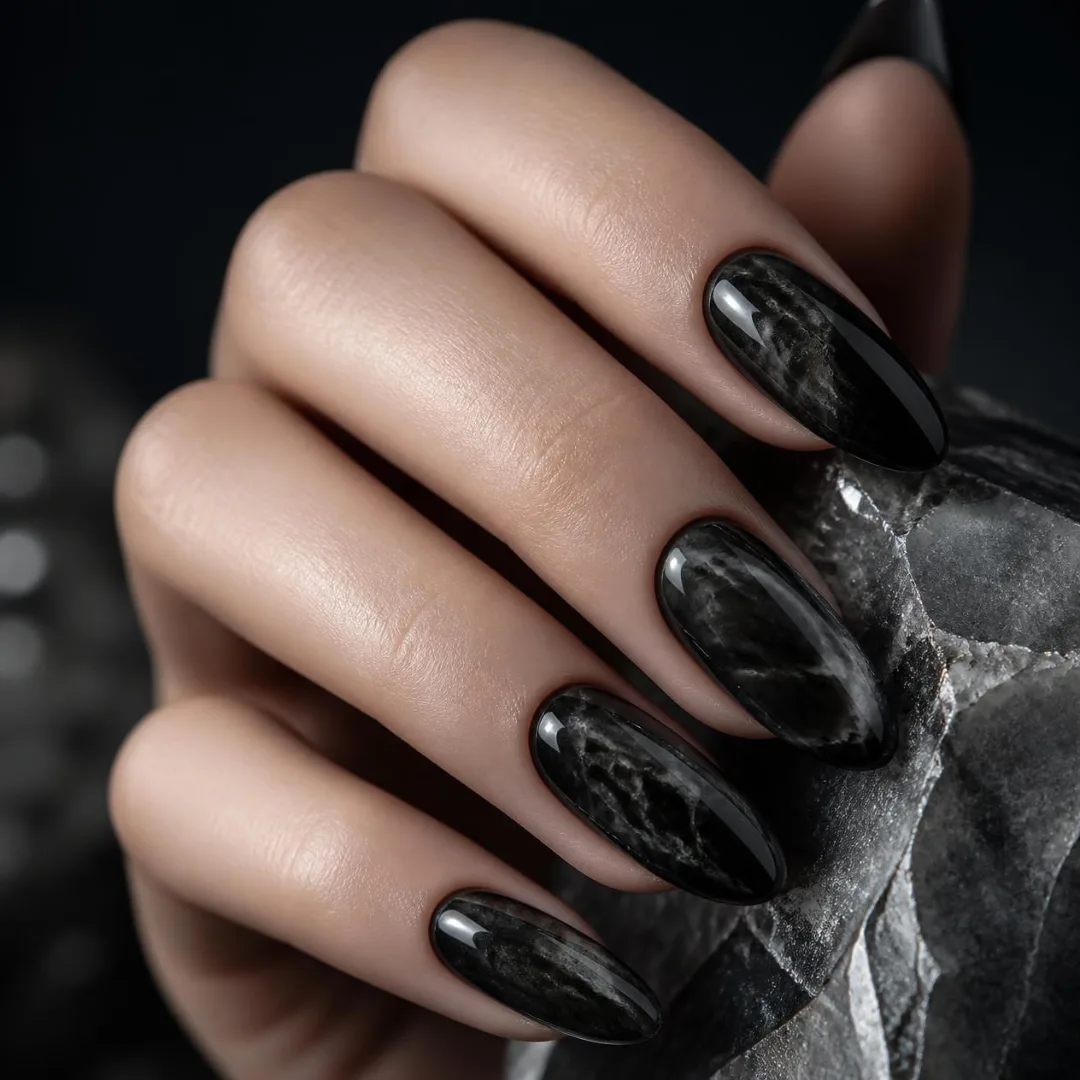 punto-aries-revista-digital-marketing-arte-nail-art -nspiration-the-high-priestess-visual-universe-obsidian-1